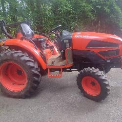 Kioti CK 35 Tractor