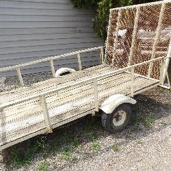 5' x 8' flatbed trailer w/ ramp tailgate