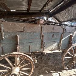 INTERNATIONAL TRIPLE BOX HORSE DRAWN GRAIN WAGON