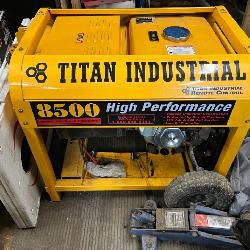 8500 Titan generator