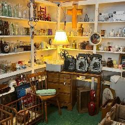 Complete Antique Store Liquidation to ONE bidder!  Meares Property Advisors, Inc