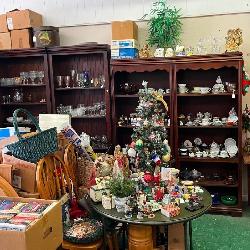 Complete Antique Store Liquidation to ONE bidder!  Meares Property Advisors, Inc