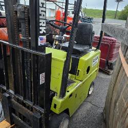 CLARKE FORKLIFT 