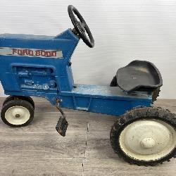 Ford 8000 NF Pedal Tractor, Model No. F-68, Ertl