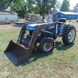 Ford 1710 tractor