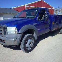 2005 Ford F550 truck