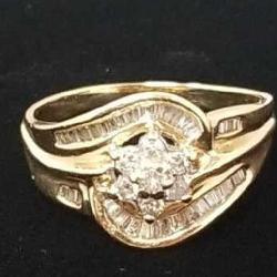 10k Yellow Gold & Diamond Ring Size 9.5, 4.66g