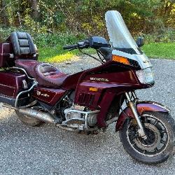 1985 Honda GL1200 Touring Gold Wing Motorcycle