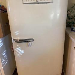 General Electric refrigerator/freezer