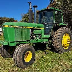 John Deere 4840