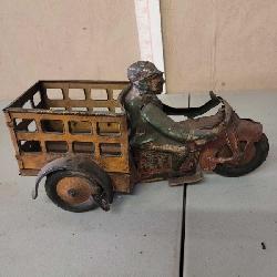 Black Friday Antique & Collectible Auction - Shipping is Available