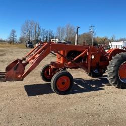 Allis Chalmers WD wide Front, w/All Hyd. Loader