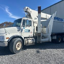 1999 FREIGHTLINER FL112 WITH PIONEER SERIES 3000 22 TON T/A BOOM TRUCK