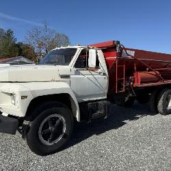 Ford Spreader Truck