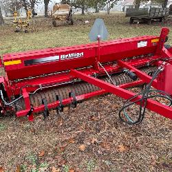 Brillion Sure Stand SSB10 Seeder