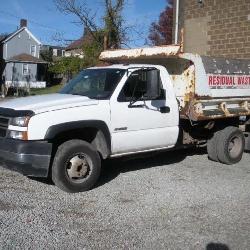 2006 CHEVROLET 3500 DUMP TRUCK 2WD AUT. TRANS W/