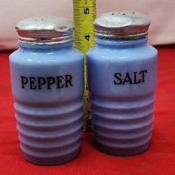 Jeanette Delphite Ribbed Shakers Salt Pepper