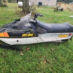 Ski-Doo  5500 Blizzard snowmobile runs