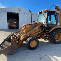 Case 580K Backhoe