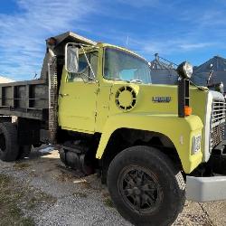 Ford Dump Truck