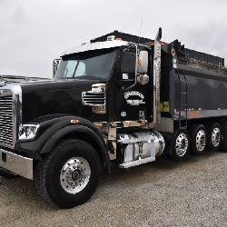 2019 Freightliner 122SD,  170,156 Miles, Quint axle, Cummins X15, Allison auto transmission,