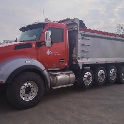 2019 Kenworth T880 dump truck