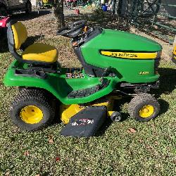 John Deere riding mower 