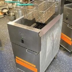 DEAN FRYMASTER DOUBLE BASKET ELECTRIC DEEP FRYER