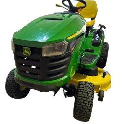 JOHN DEERE S-120 LIKE NEW RIDING LAWN MOWER