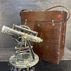 ANTIQUE W&LE GURLEY SURVEYOR'S TRANSIT IN