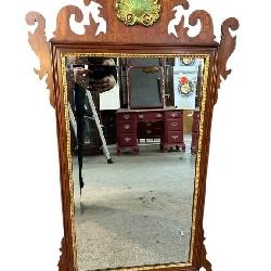 HENKEL HARRIS SHELL CARVED CHIPPENDALE MIRROR