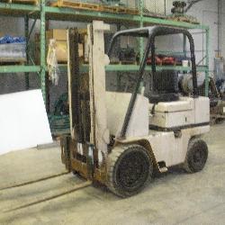 CATERPILLAR PROPANE FORK LIFT SERIAL # Z39Y2129