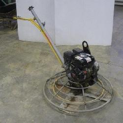 STOW 3 FOOT GAS POWERED CONCRETE FINISHER