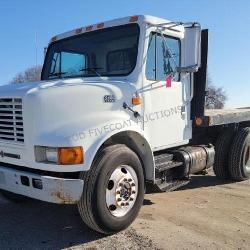 * 1996 International Dump Flatbed Truck