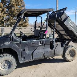 * 2016 Kawasaki Mule UTV