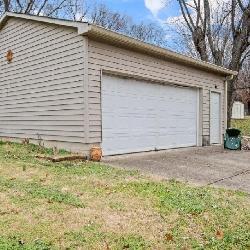 Separate Garage