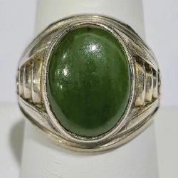 Vintage Green Jade Sterling Ring Sz 9