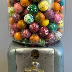 Incredible & Original 1 Cent Bubble Gum Dispenser w/ Detroit Vendor Tag & Key 