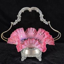 Antique Victorian Bride's Basket Ruffled Bowl >