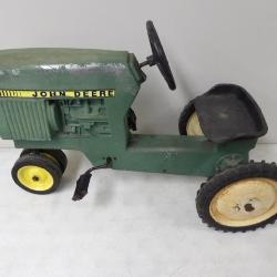 John Deere Pedal Tractor