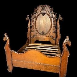 WALNUT VICTORIAN ROCOCO QUEEN WIDTH HIGHBACK BED;