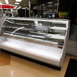 8FT BARKER SD SERVICE DELI CASE '09 - REMOTE COOLED NO COMPRESSOR