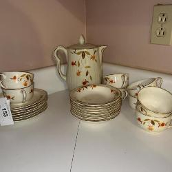 Superior Hall dish set