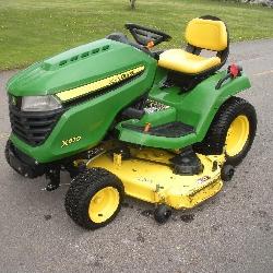 JOHN DEERE X570 LAWN TRACTOR W/