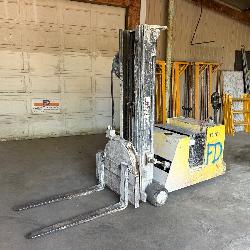 Yale Electric Lift Truck