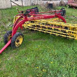 Sperry New Holland Model 258 Hay Rake SER#626132