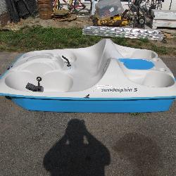 Dolphin S 2 Person Peddle Boat