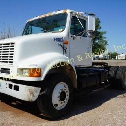 1997 INTERNATIONAL 8100 4 X 2 SEMI TRUCK