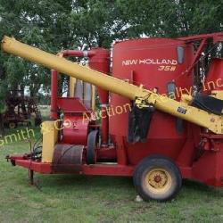 NEW HOLLAND 358 GRINDER MIXER