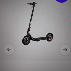 RETAIL $700 - SEGWAY NINEBOT KICKSCOOTER F35